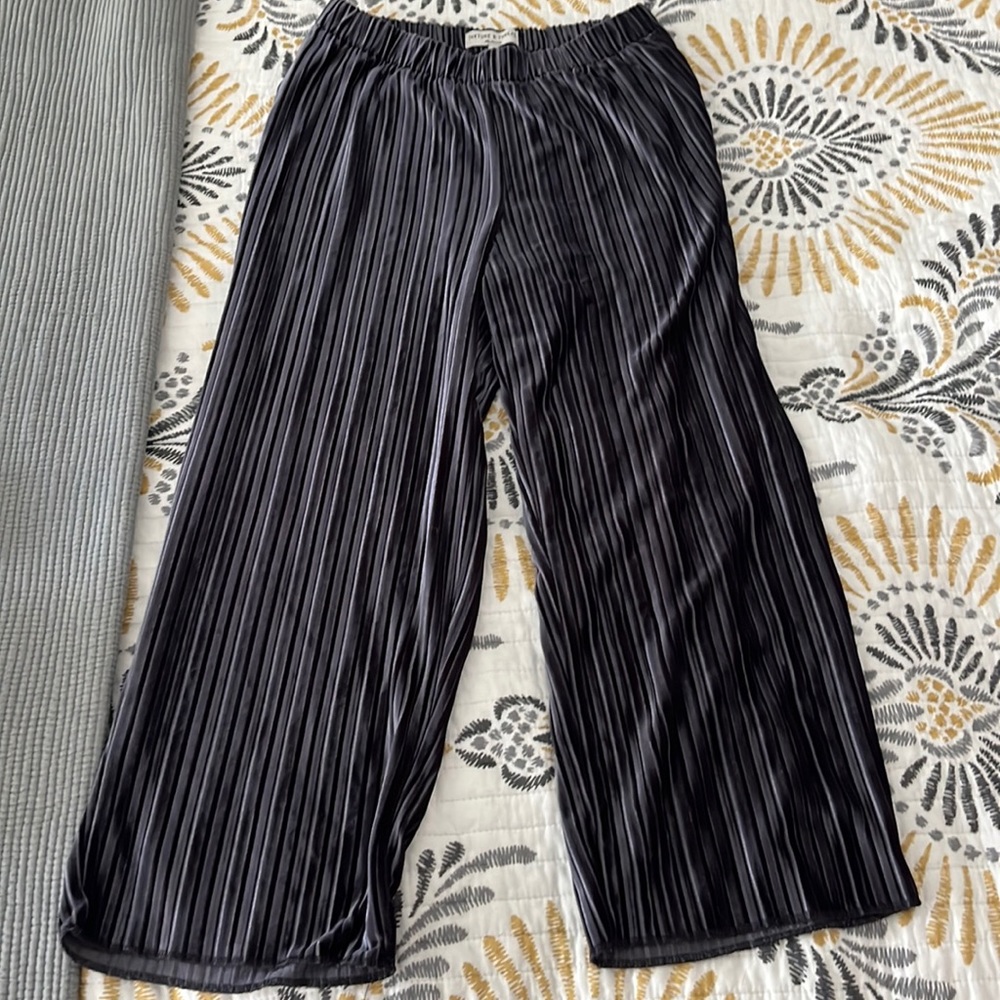 Madewell Texture & Thread Velour Cropped Pull on pants
